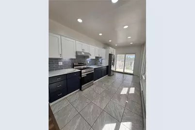 1135 10th Street, Allentown City, PA 18103 - Photo 6