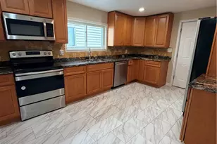 718 Ferry St, Easton, PA 18042 - Photo 6