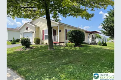 671 Kykuit Place, Forks, PA 18040 - Photo 1
