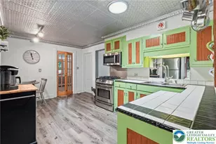 571 Pine Top Trail, Bethlehem City, PA 18017 - Photo 10