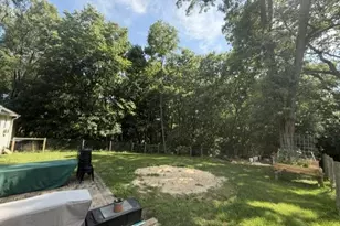 7822 N Delaware Dr, Lower Mt Bethel Twp, PA 18013 - Photo 6
