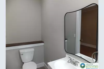 4068 Portland Street, North Whitehall Township, PA 18037 - Photo 8