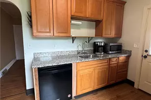 4068 Portland St, North Whitehall Township, PA 18037 - Photo 10