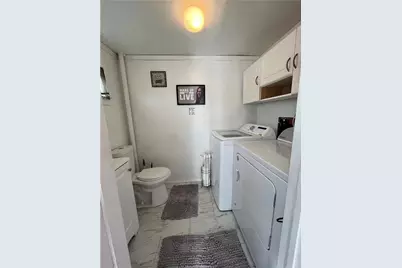 825 S 24th Street, Wilson Boro, PA 18042 - Photo 10