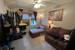 825 S 24th St, Wilson Boro, PA 18042 - Photo 10