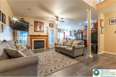211 S Kathryn Street, Easton, PA 18045 - Photo 12