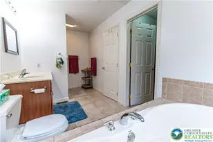 211 S Kathryn St, Easton, PA 18045 - Photo 38