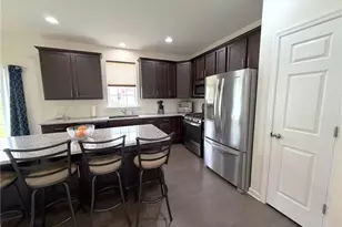 943 Swallow Tail Ln, Upper Macungie Township, PA 18031 - Photo 6