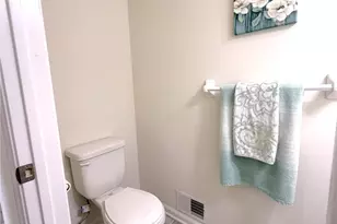 943 Swallow Tail Ln, Upper Macungie Township, PA 18031 - Photo 16
