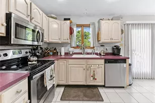 965 Berger Rd, Williams Township, PA 18042 - Photo 6