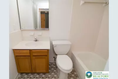 2705 Rolling Green Drive, Lower Macungie Township, PA 18062 - Photo 24