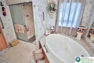 34 Sycamore Dr, Moore Township, PA 18014 - Photo 18