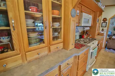 34 Sycamore Drive, Moore Township, PA 18014 - Photo 8