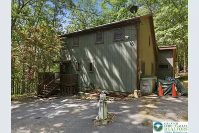 677 Clubhouse Drive, East Stroudsburg, PA 18302 - Photo 4