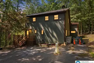 677 Clubhouse Dr, East Stroudsburg, PA 18302 - Photo 2