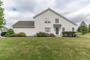 269 Park Ridge Dr, Forks, PA 18040 - Photo 1