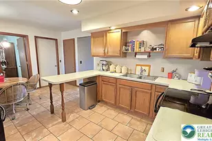 1923 Belleview Dr, Whitehall Township, PA 18052 - Photo 6