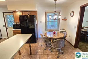 1923 Belleview Dr, Whitehall Township, PA 18052 - Photo 4