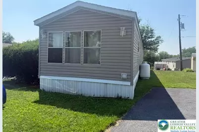 74 Easy Street, Allen Township, PA 18067 - Photo 2