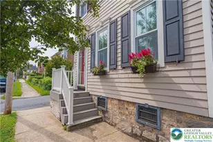 321 E Wall St, Bethlehem City, PA 18018 - Photo 2