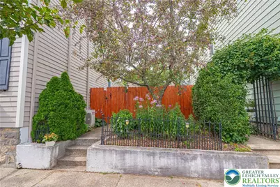 321 E Wall Street, Bethlehem City, PA 18018 - Photo 4