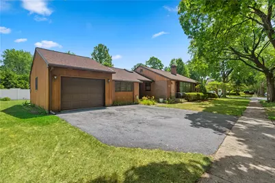 2619 W Greenleaf Street, Allentown City, PA 18104 - Photo 2