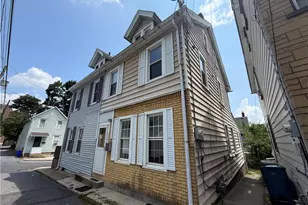 629 Martins Ln, Bethlehem City, PA 18018 - Photo 1