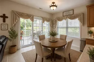 2757 Terrwood Dr E, Macungie Boro, PA 18062 - Photo 12