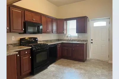 703 Dakotah Street, Bethlehem, PA 18015 - Photo 2