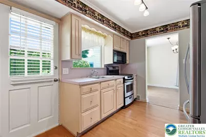 1866 Carlisle Street, Bethlehem City, PA 18017 - Photo 12