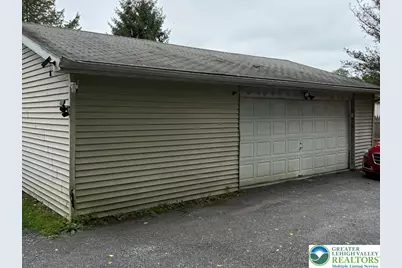 4055 Mauch Chunk Road, Coplay Boro, PA 18037 - Photo 22