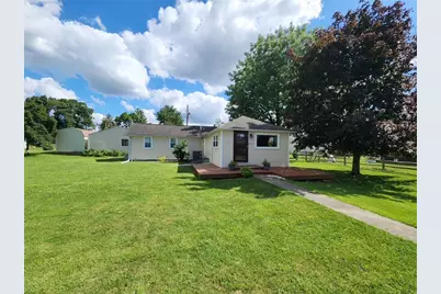 825 Sherman Street, Catasauqua Boro, PA 18032 - Photo 2