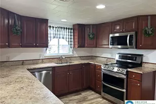825 Sherman St, Catasauqua Boro, PA 18032 - Photo 12