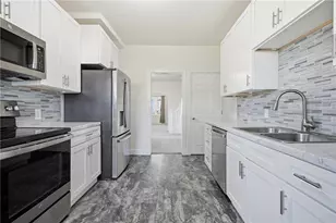 32 Clay St, New Philadelphia Boro, PA 17959 - Photo 16