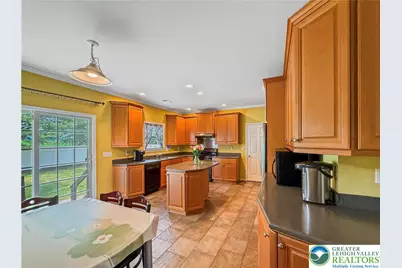 5776 Monocacy Drive, Hanover Twp, PA 18017 - Photo 10