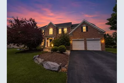 5776 Monocacy Drive, Hanover Twp, PA 18017 - Photo 2