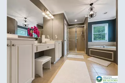 5776 Monocacy Drive, Hanover Twp, PA 18017 - Photo 22