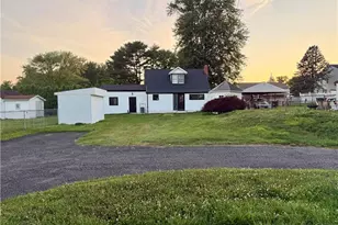 214 Somerset St, Freemansburg Boro, PA 18017 - Photo 2