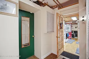 910 Laurel St, Jim Thorpe, PA 18229 - Photo 18
