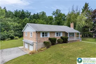 735 Gottwald Dr, Bethlehem City, PA 18015 - Photo 10
