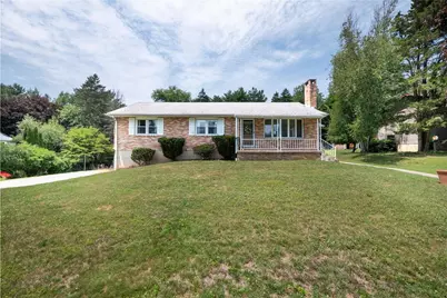 735 Gottwald Drive, Bethlehem City, PA 18015 - Photo 2