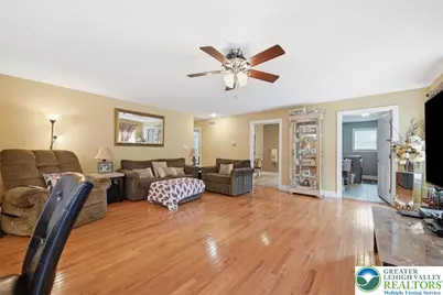 4559 Oakwood Lane, Lower Nazareth Twp, PA 18064 - Photo 36