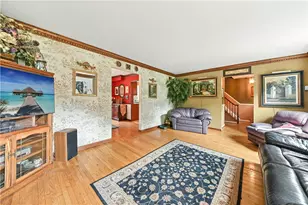 4253 Biddeford Cir, Buckingham, PA 18902 - Photo 8