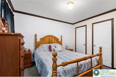 226 Greenbriar Drive S, Allen Township, PA 18014 - Photo 10