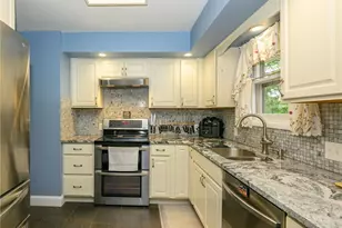 1530 7th St, Bethlehem Township, PA 18020 - Photo 8