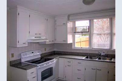 405 N 9th Street, Allentown City, PA 18102 - Photo 4