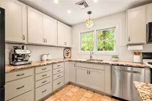 5936 Glen Rd, Upper Saucon Township, PA 18036 - Photo 6