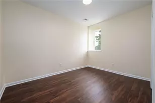 418 Race St, Pottsville, PA 17901 - Photo 10