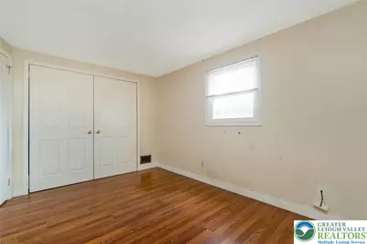 1504 Valley Road, Bethlehem City, PA 18018 - Photo 32