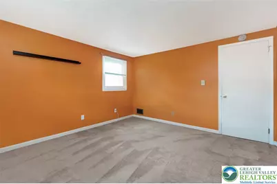 1504 Valley Road, Bethlehem City, PA 18018 - Photo 26